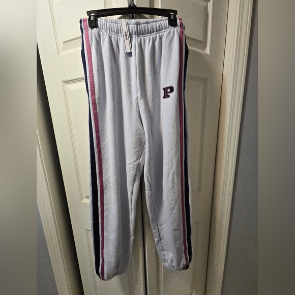 Victoria's Secret PINK Matching Hoodie & Jogger Set Medium NWT - Picture 4 of 6